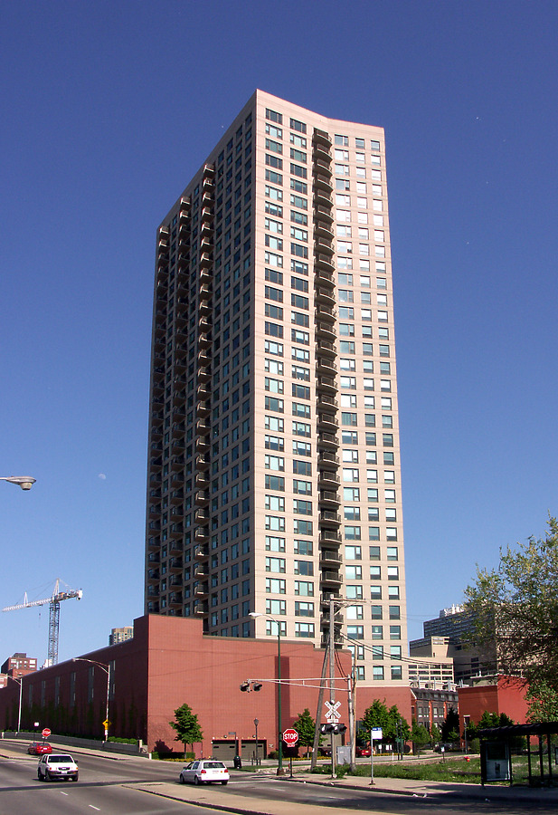 Kinzie Park Tower by Marshall Gerometta