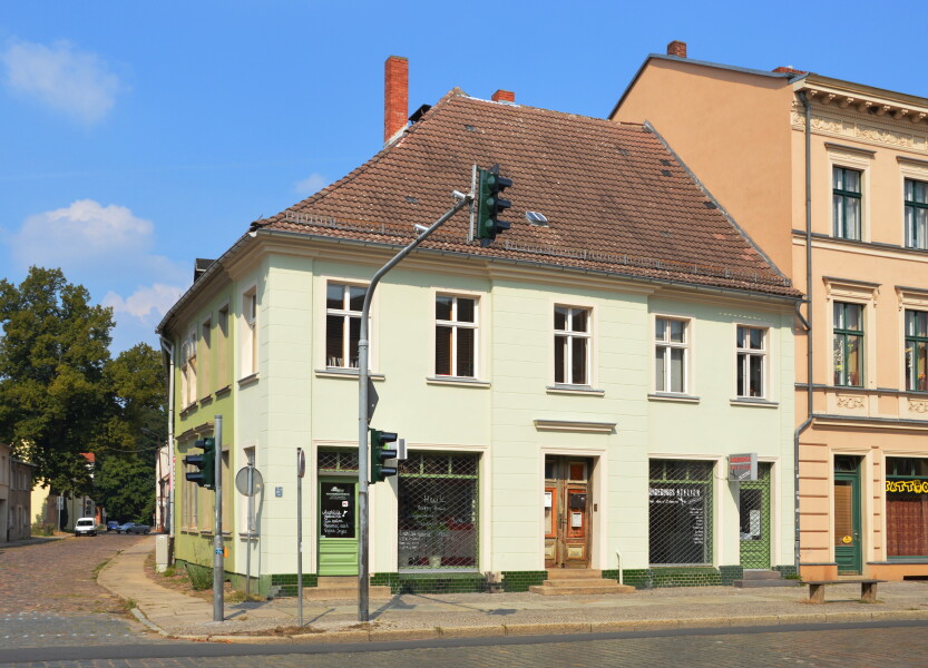 Karl-Marx-Straße 5