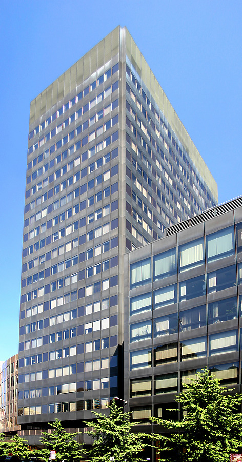 6-8 Bishopsgate by Tristram Compton