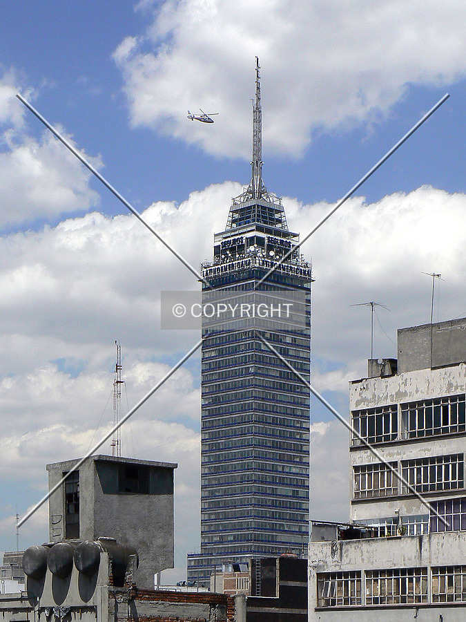 Torre Latinoamericana by Luis Ibáñez
