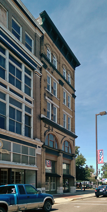 201 Broadway Street by Ryan Hildebrand