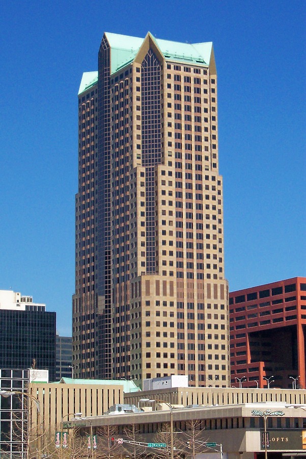 One Metropolitan Square by Ryan Hildebrand