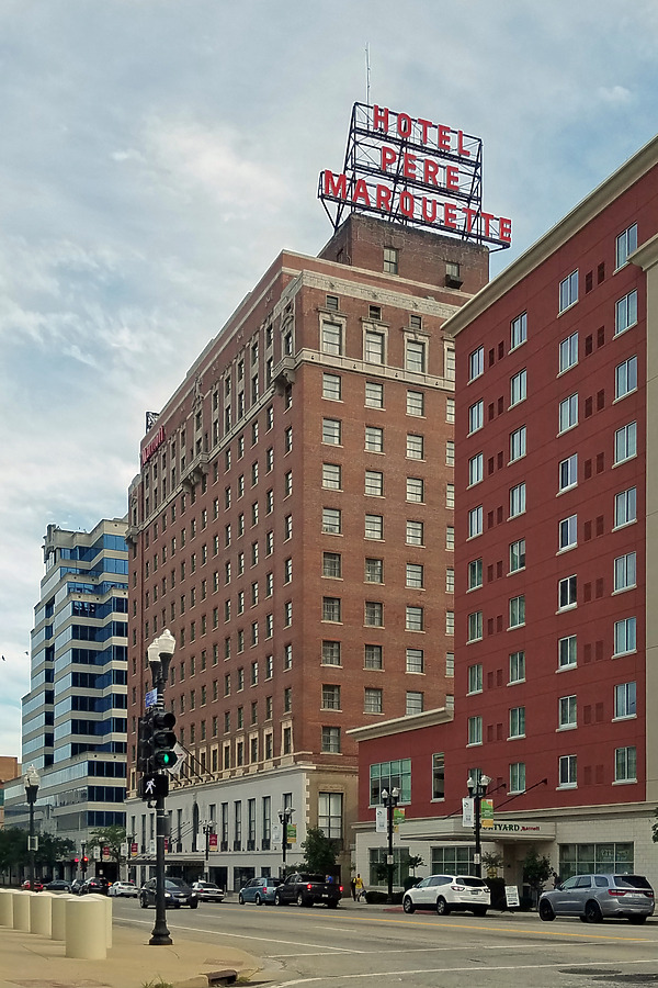 Hotel Père Marquette by Ryan Hildebrand