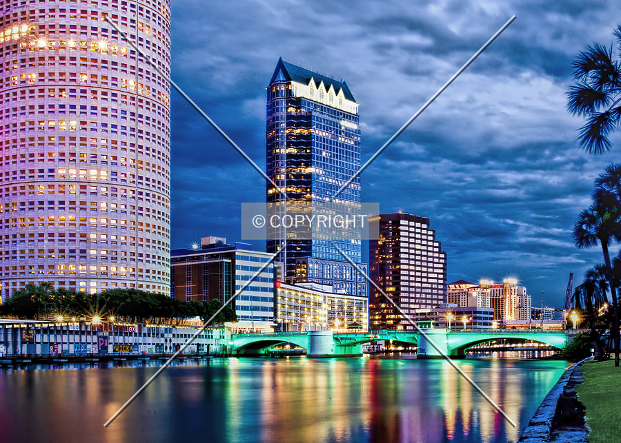 100 North Tampa by Jorge Molina