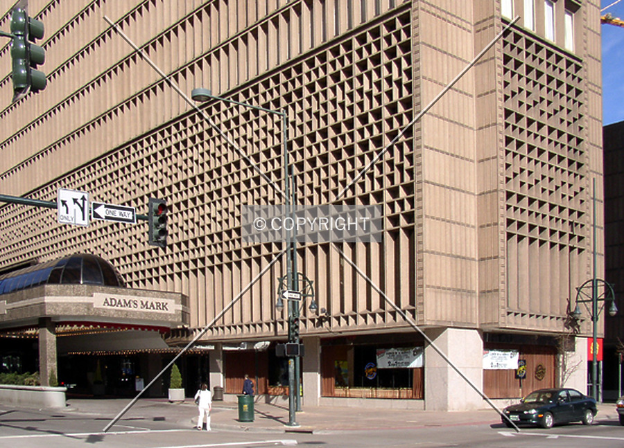 Sheraton Denver Downtown Hotel by Chris Patriarca