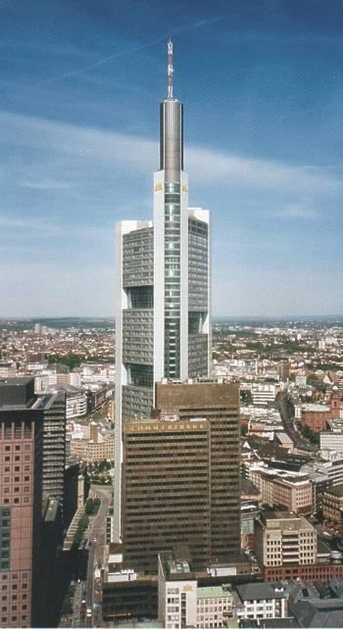 Commerzbank Tower by Michiel van Dijk