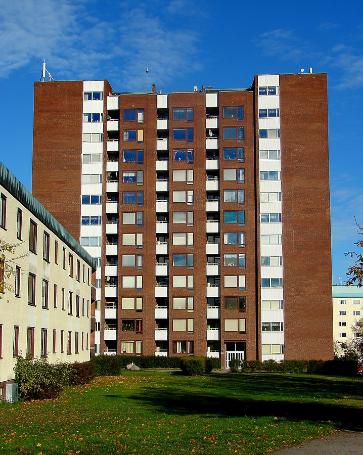 Idrottsgatan 49 by Robin Spetz