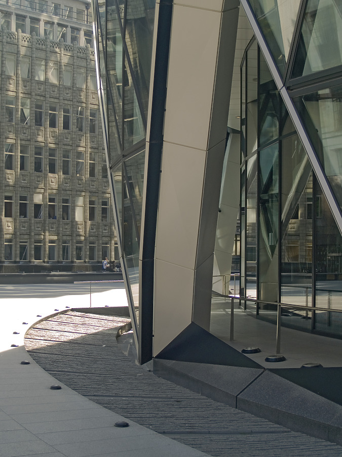 30 St Mary Axe by Cesar Serrano