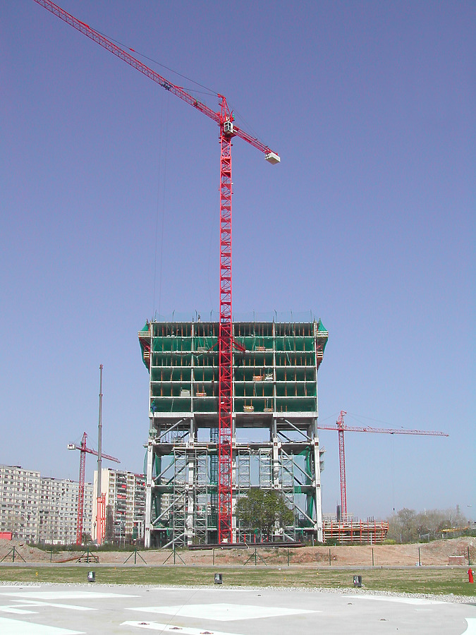 Hesperia Tower by David Guija