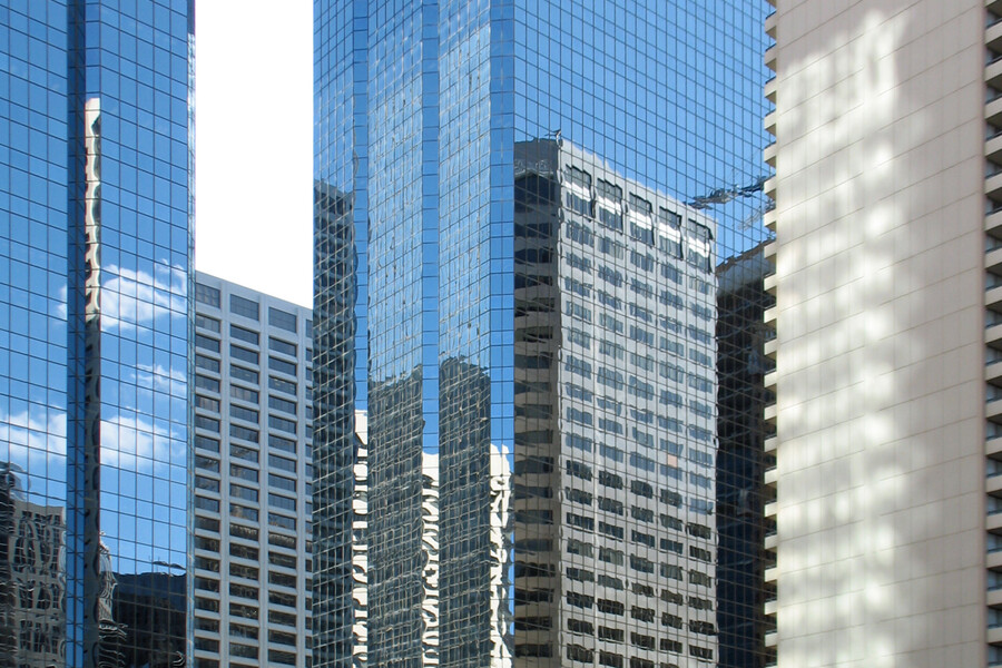 Fifth Avenue Place - West Tower