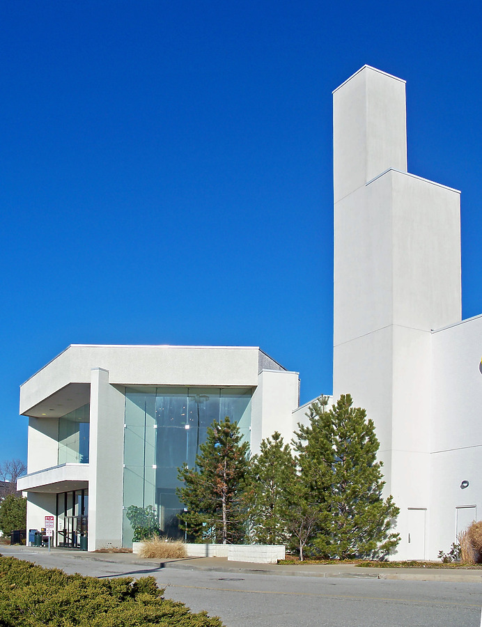 Jamestown Mall by Ryan Hildebrand