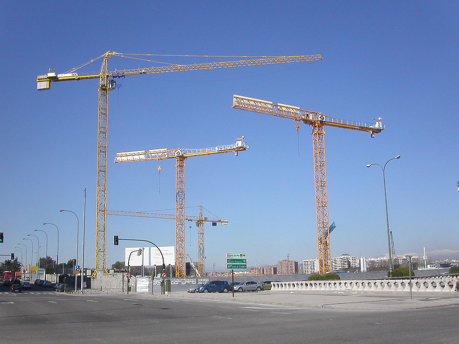 Torre Caja Madrid by Cesar Serrano