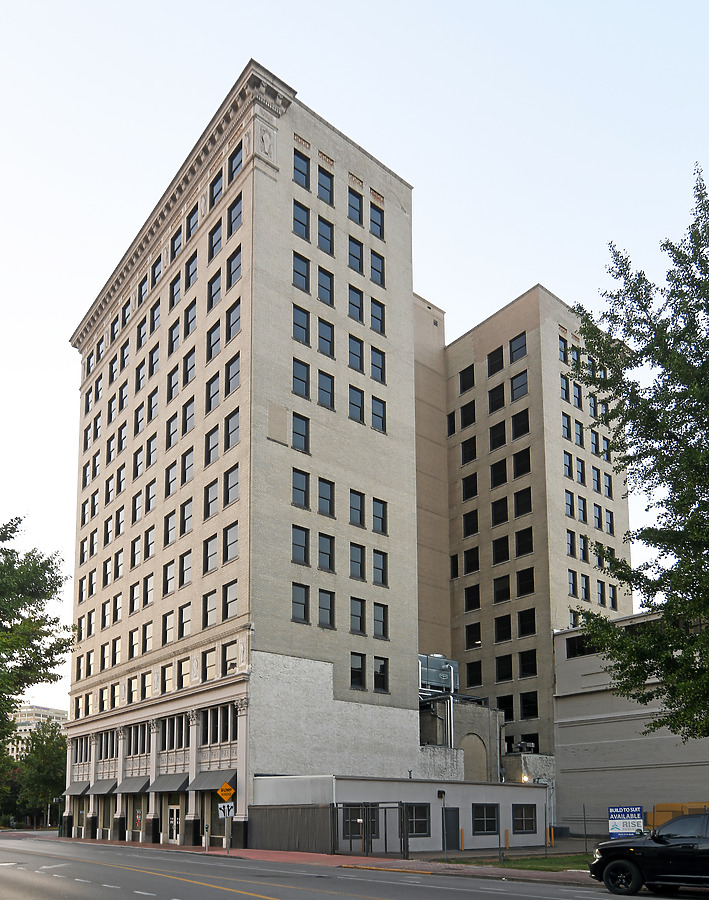 Volunteer Life Building by John W. Cahill