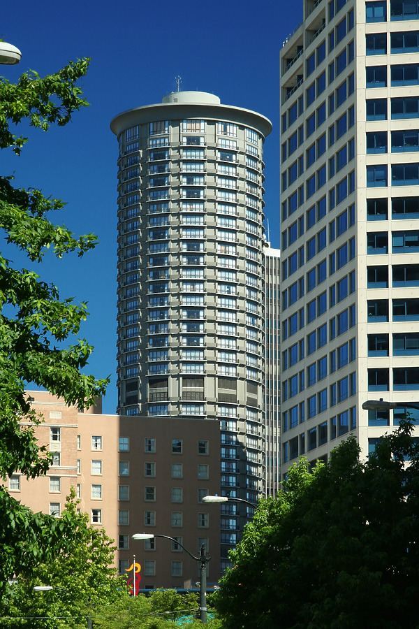 Westin Seattle North Tower by Pavel Toczynski