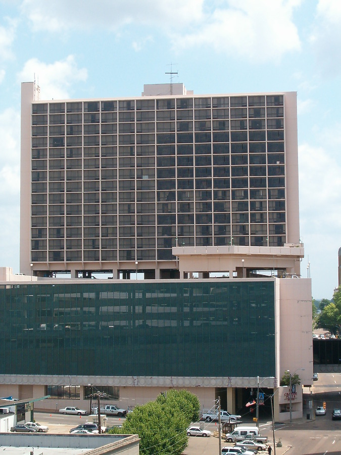Jackson Marriott Downtown by Rodney Gunn