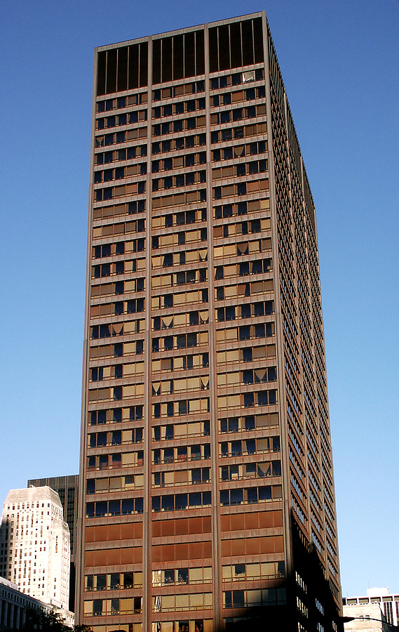 Richard J. Daley Center by Daniel Kieckhefer