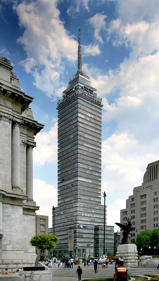 Torre Latinoamericana by Jim Schwartz