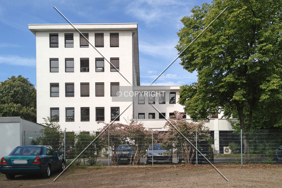 Berliner Allee 58-60