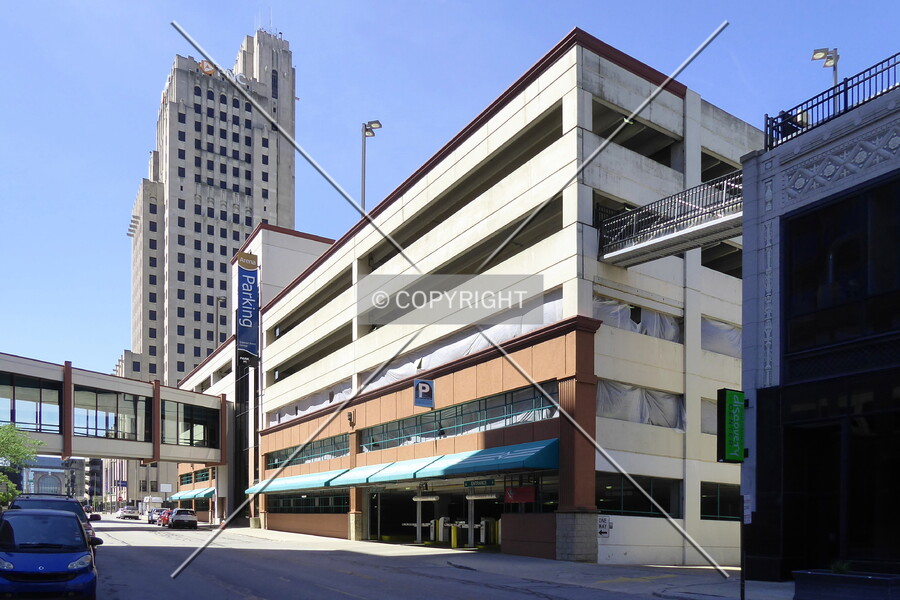 Superior Street Garage
