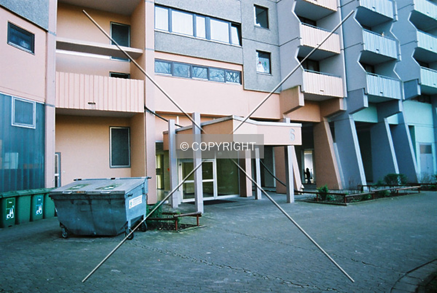 Elsa-Brändström-Straße 4-10 by Nephilim
