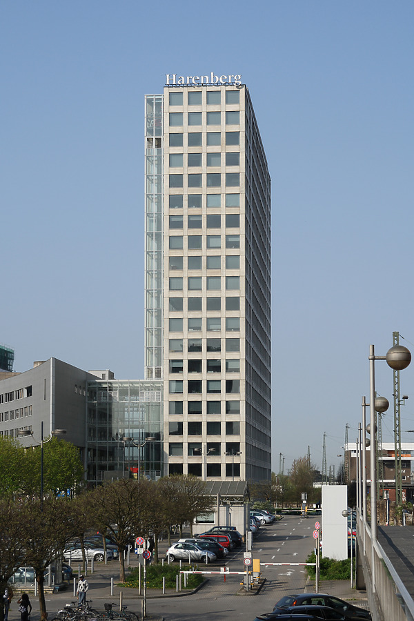 Harenberg City-Center by Michiel van Dijk