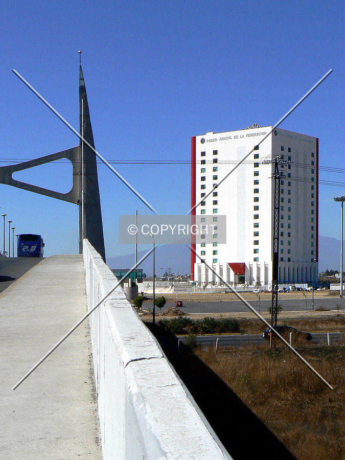 Palacio de Justicia Federal by Luis Ibáñez