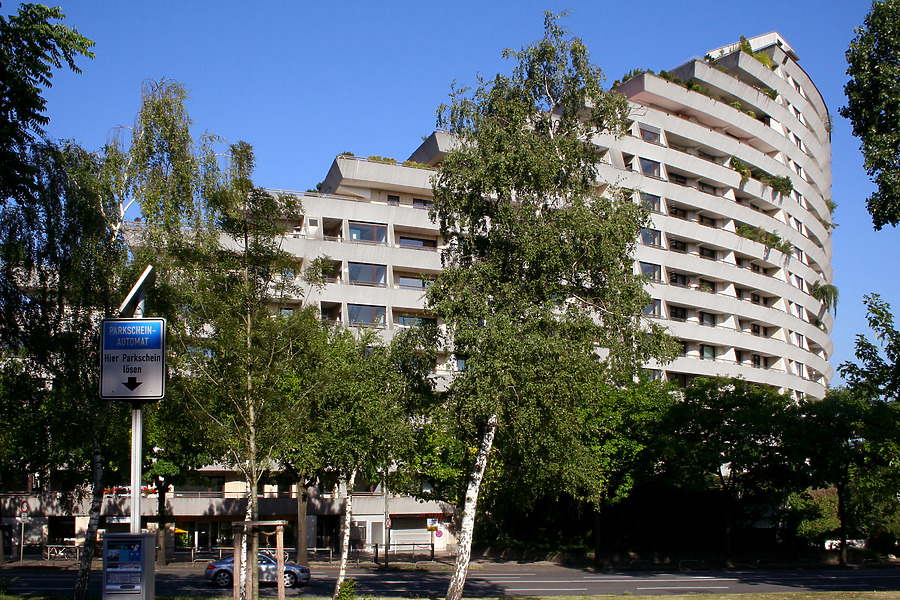 Sonnenring Ost by Daniel Kieckhefer