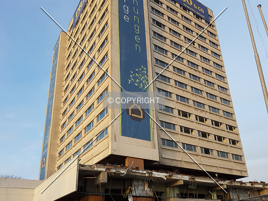 Airo Tower Hotel by Nephilim