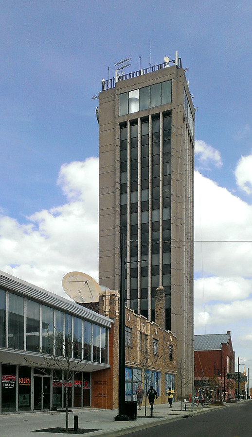 Hirsch Tower by Ryan Hildebrand