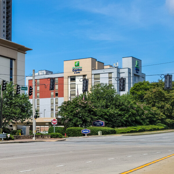 Holiday Inn Express & Suites Atlanta N-Perimeter Mall Area, an IHG Hotel