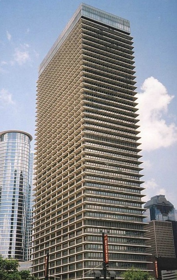 ExxonMobil Building by Kevin Lehnhardt