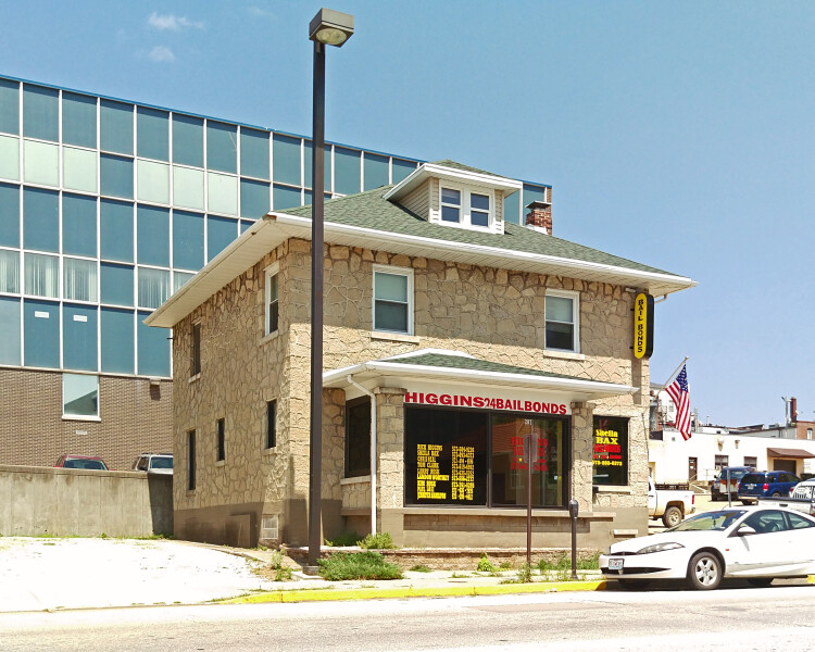 207 East Mccarty Street