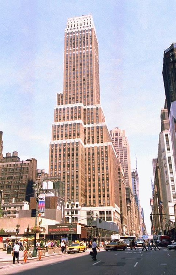 Nelson Tower by Scott Murphy