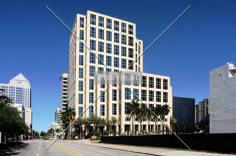 200 East Las Olas by Jorge Molina