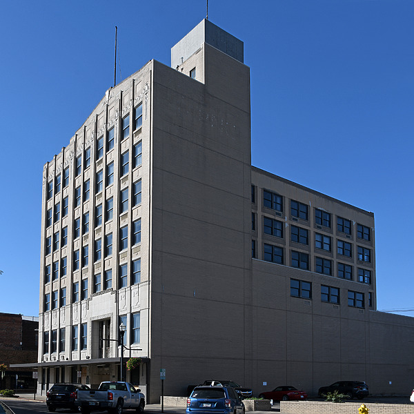 PNC Bank Building by John W. Cahill