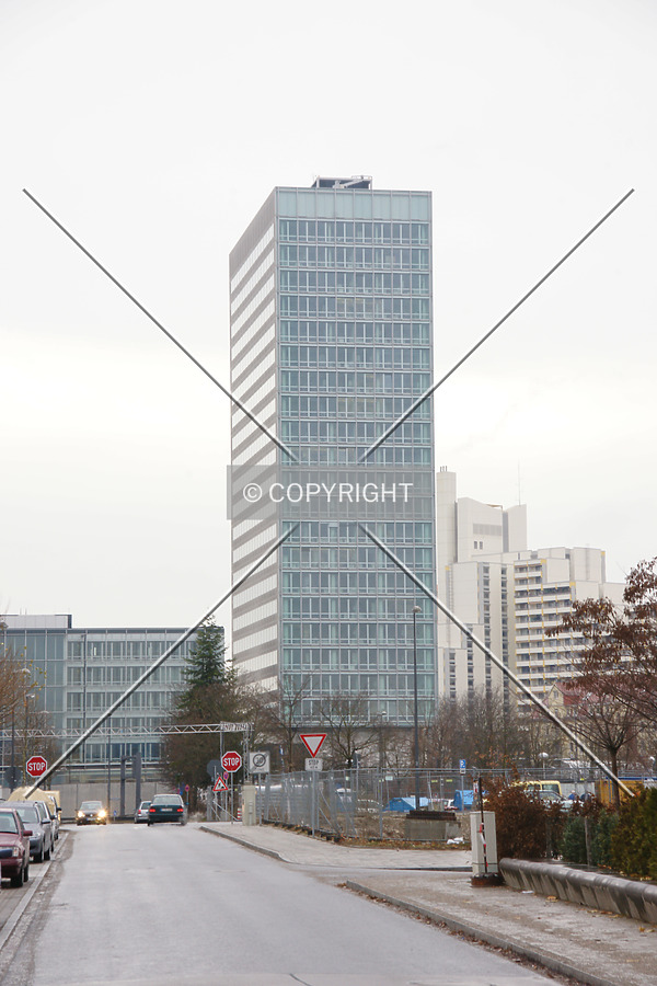 Bürogebäude am Münchner Tor by Nephilim