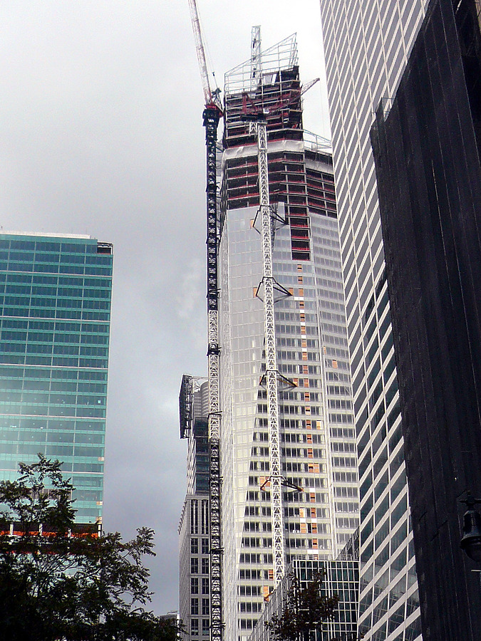 Bank of America Tower by Nate Lindsey