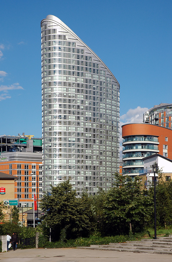 Ontario Tower by Jonathan Smith