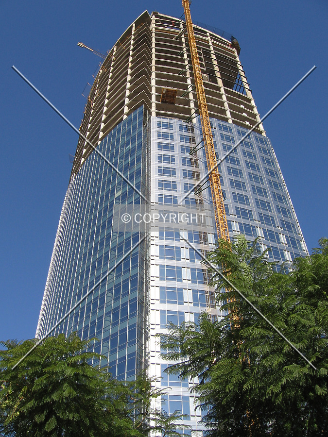 Torre Repsol YPF by Maximiliano Buono