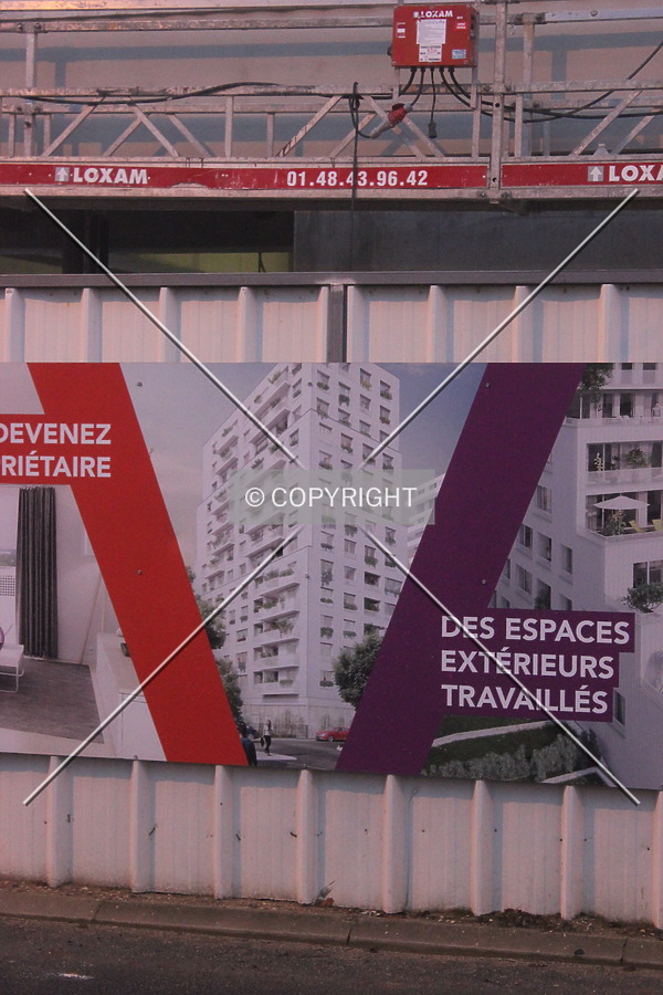 Evry Time by Florian Barbier
