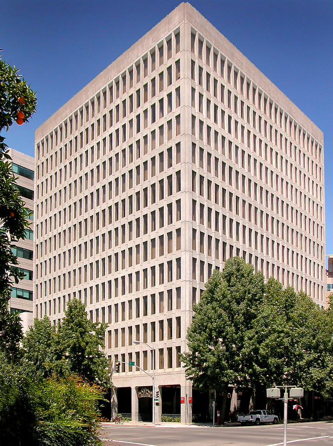 925 L Street by Jim Schwartz