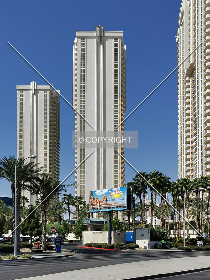 The Signature at MGM Grand - Tower II by Nephilim