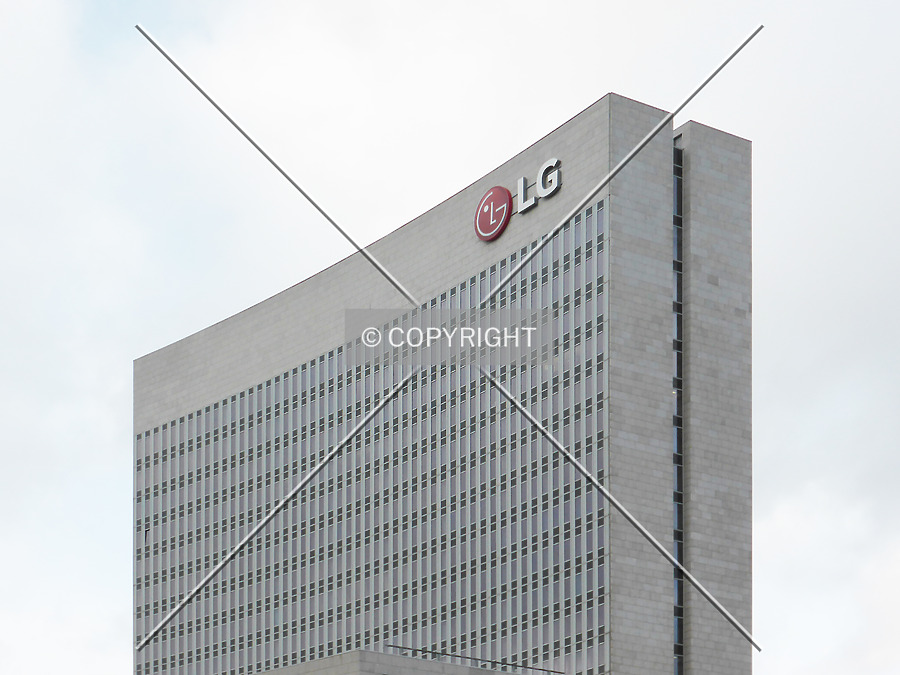 Horizon Tower by Nephilim