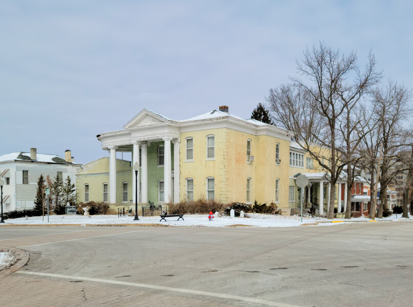 429 East Capitol Avenue
