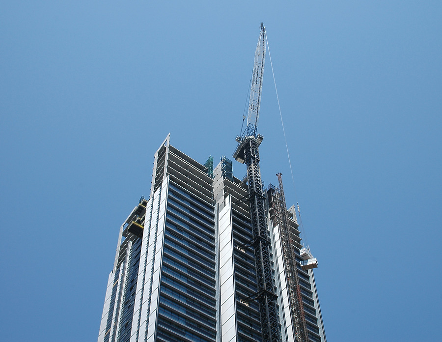 Lumière Residences by John Bek