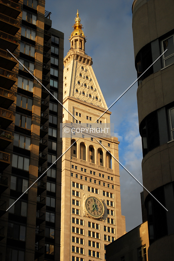 Metropolitan Life Tower by Royce Douglas