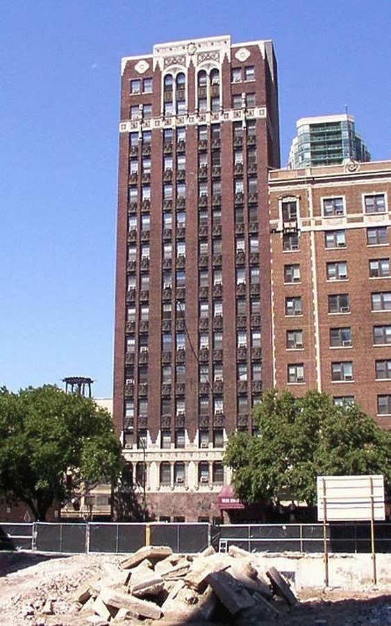 Dearborn Plaza Apartments by Daniel Kieckhefer
