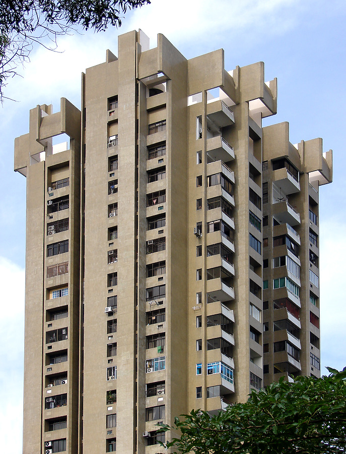 Landmark Tower by Horst Kiechle