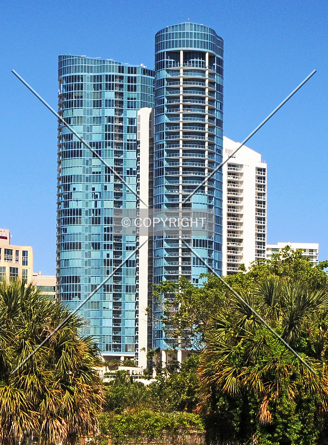 Las Olas River House by Jorge Molina