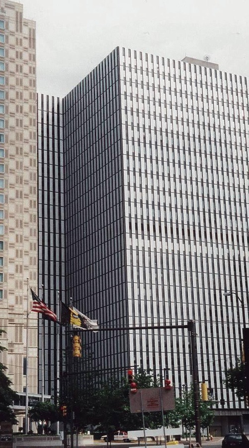 William S. Moorhead Federal Building by Nate Lindsey